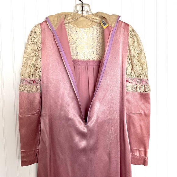 Vintage 70s Pink Satin Prairie Dress Crochet Lace Ruffle Flower Ribbon High Neck - Picture 12 of 14